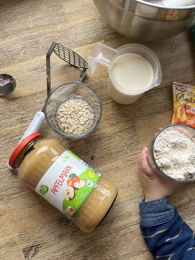 Essen gemeinsam zubereiten in der Kindertagespflege Wiesennest in Lachendorf (Celle)